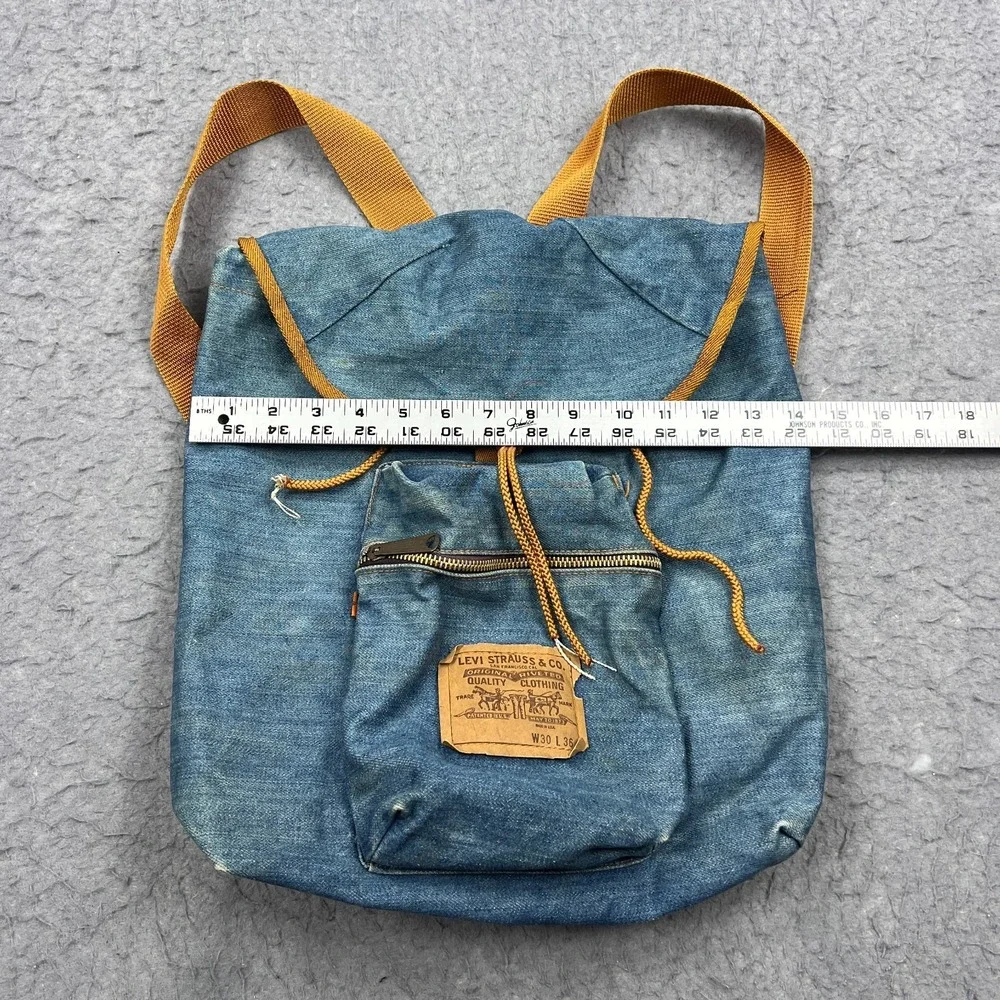 Levis Strauss good used